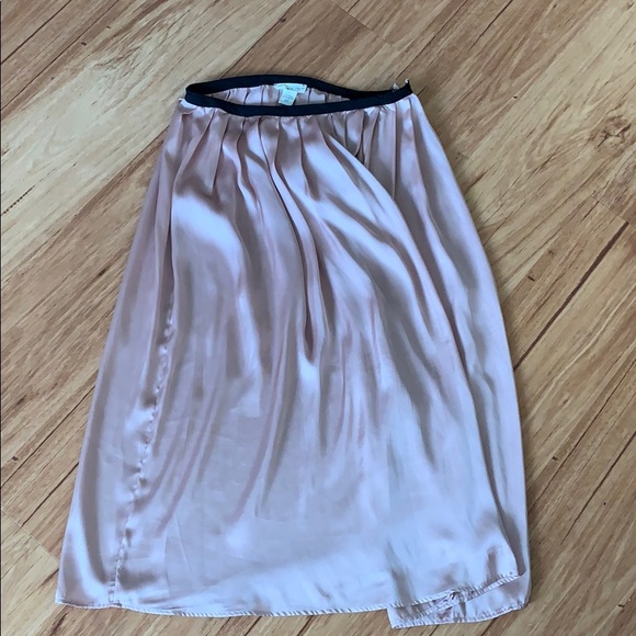 Urban Outfitters Dresses & Skirts - Pink silk skirt from urban outfitters
